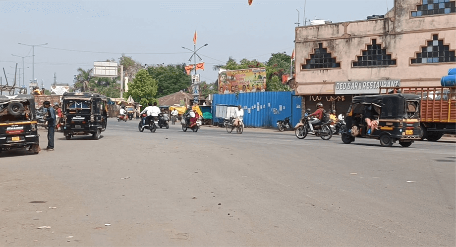 मा. प. स. सभापती उमेश रडके यांची दुचाकी ऍक्टिव्ह मोपेड गाडी गोयल टॉकीज परिसरातून गेली चोरी, सीसीटीव्ही फुटेज आधारे तपास सुरु